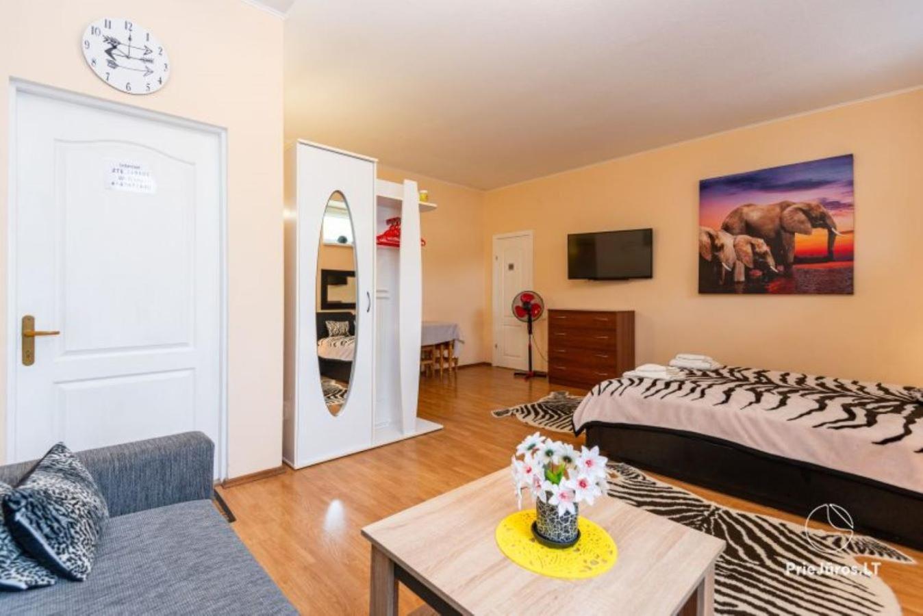 Apartamentai Pas Regina Palanga Buitenkant foto